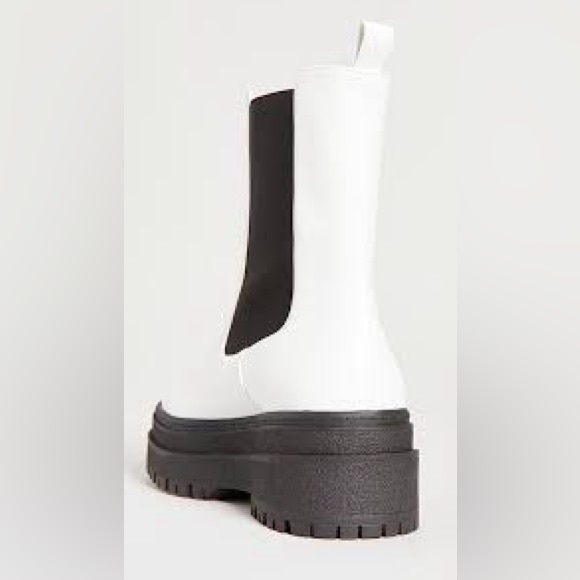 🤍 NIB! Good American Chelsea Leather Boots - Picture 2 of 9